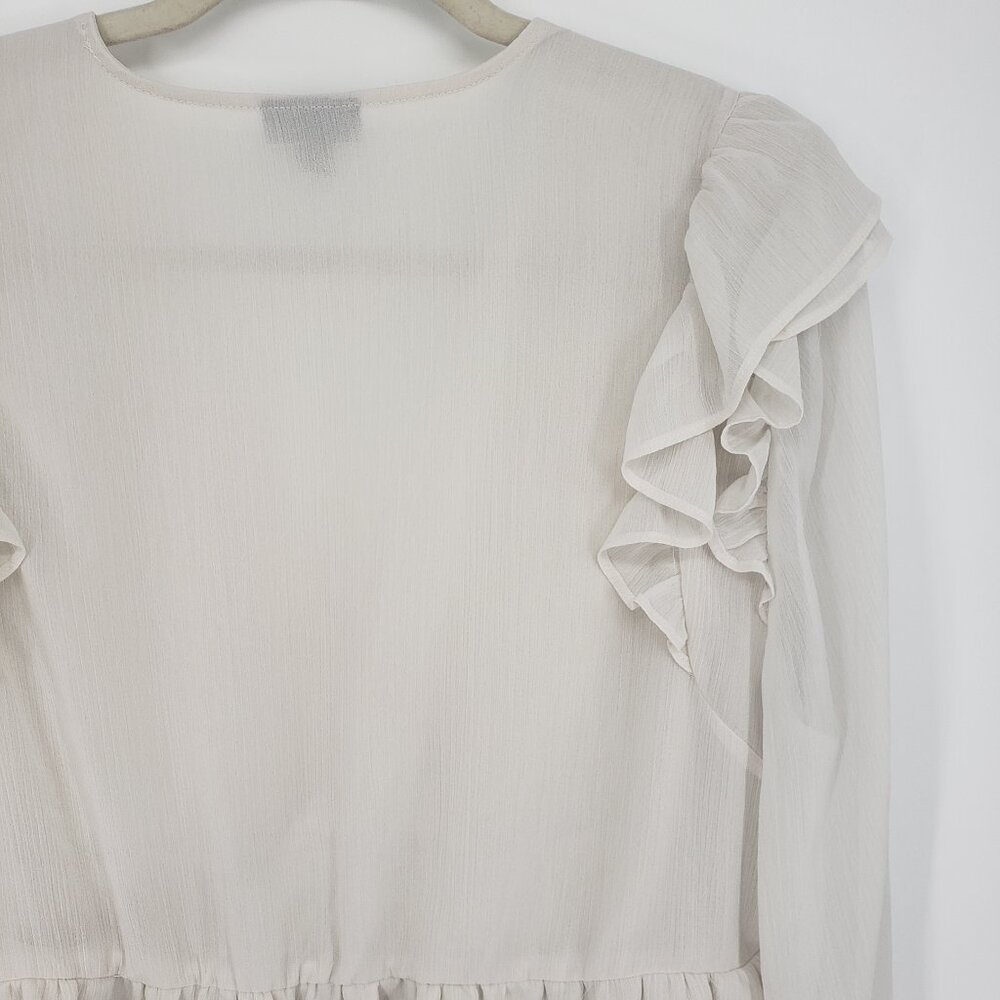 3/$25 422 Torrid Ruffle Top L Surplice V Neck Long Sleeve Blouse Cream Tiered 0 - Picture 7 of 9
